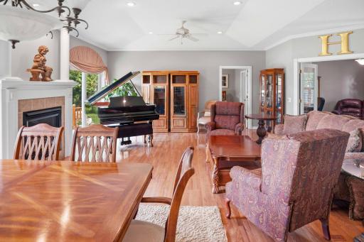 1146 Pleasure Drive W, Litchfield, MN 55355