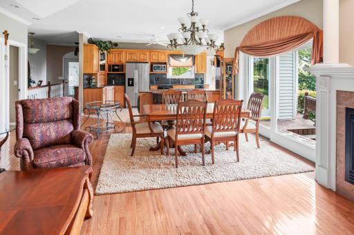 1146 Pleasure Drive W, Litchfield, MN 55355
