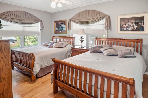 1146 Pleasure Drive W, Litchfield, MN 55355