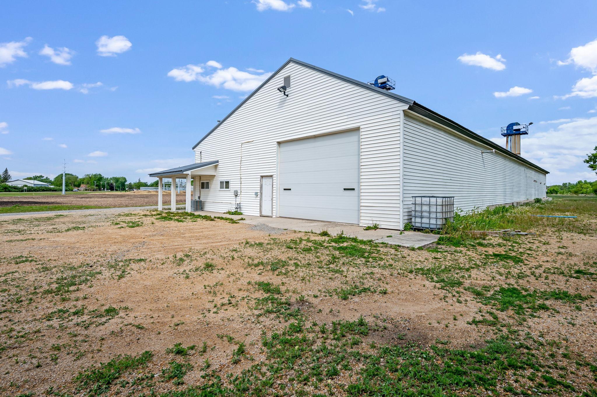 601 6th Ave SE Winnebago MN-8.jpg