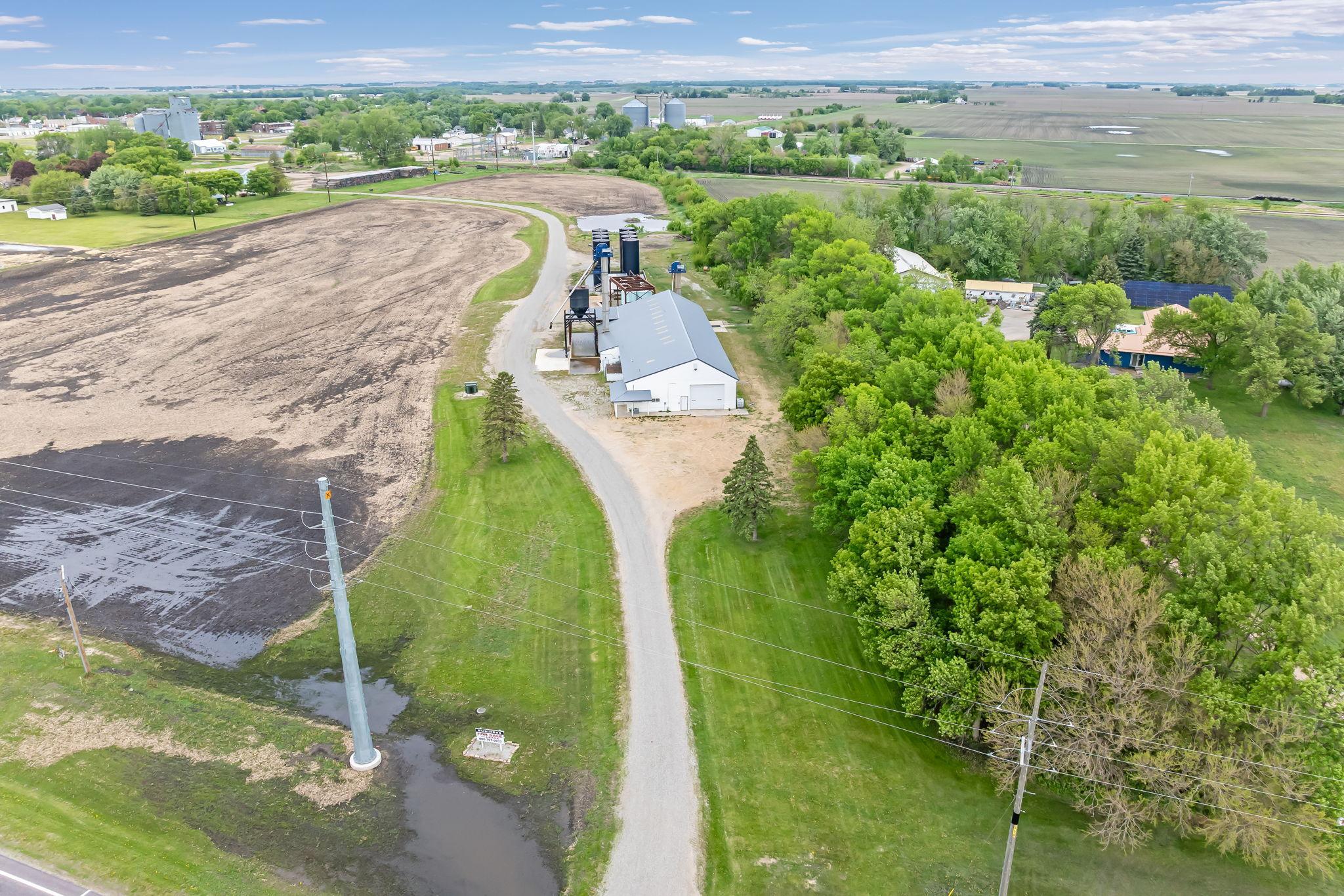 601 6th Ave SE Winnebago MN-23.jpg