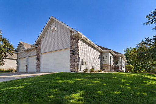 Photo for 710 Gilfillan Lane, Saint Paul, MN 55127 - listing #7090039 An exceptional end unit providing lots of natural light, green space, expansive main floor and a walkout lower level.