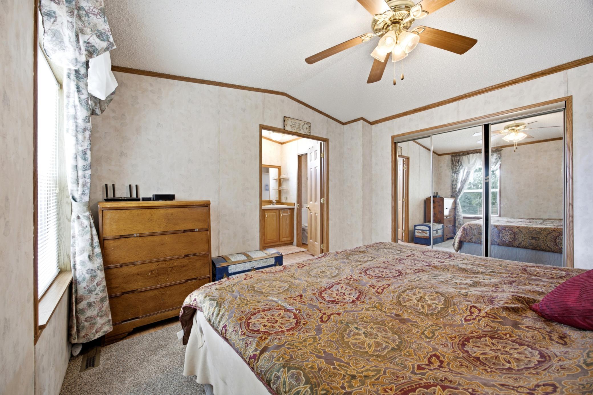 primary suite 3