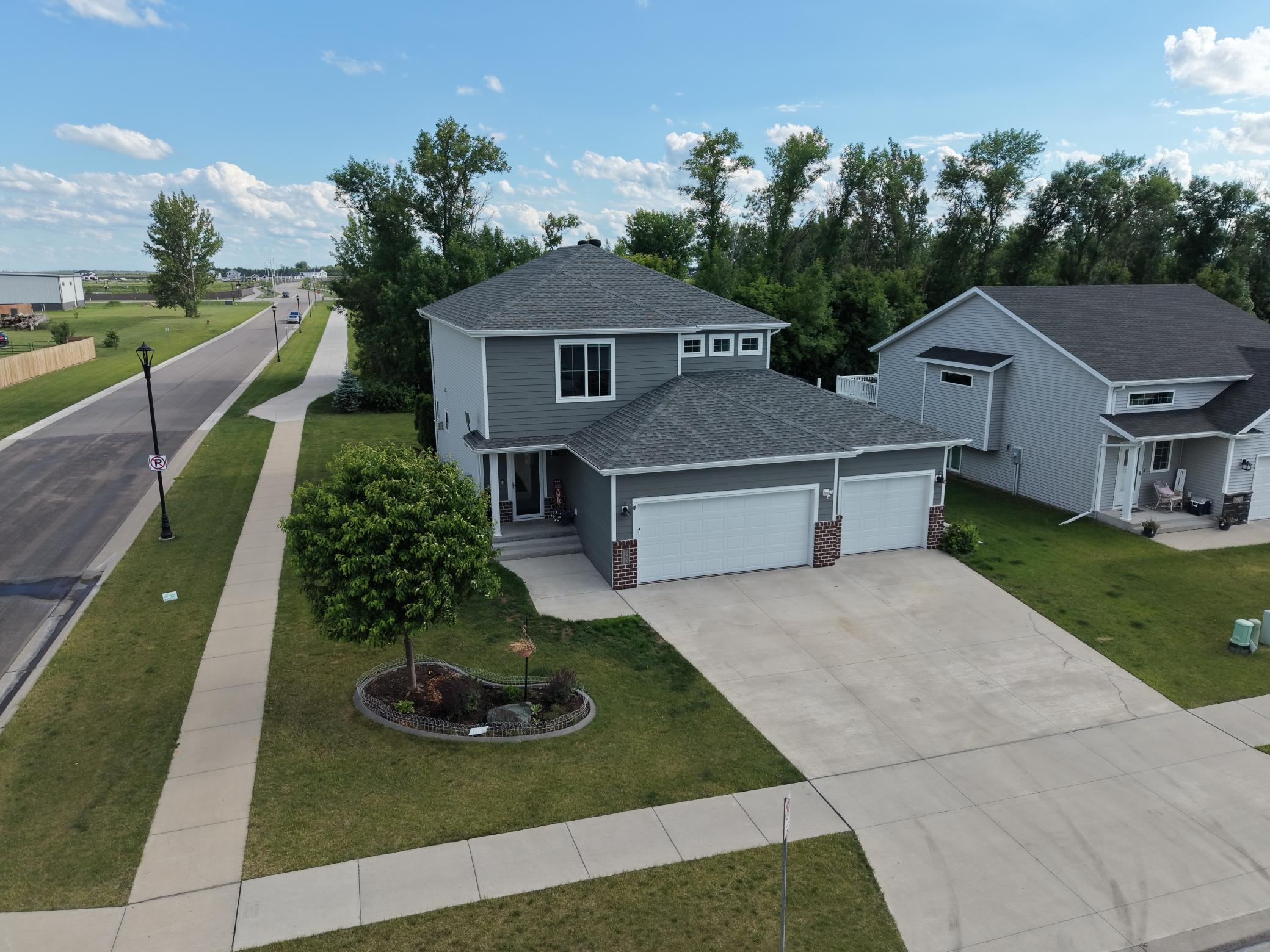 6204 63rd Avenue S, Fargo, ND 58104