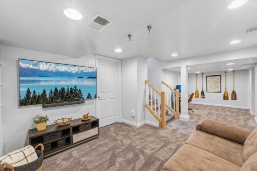 5933 Columbus Avenue, Minneapolis, MN 55417