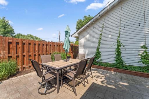 5933 Columbus Avenue, Minneapolis, MN 55417
