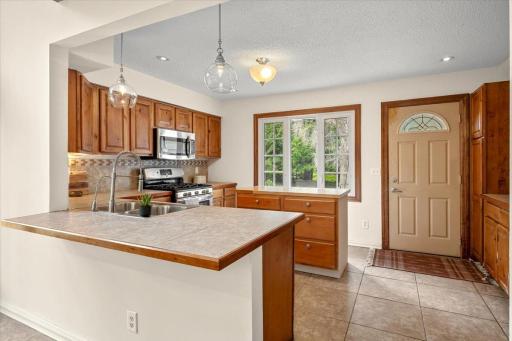 14680 Hyde Avenue N, Hugo, MN 55038