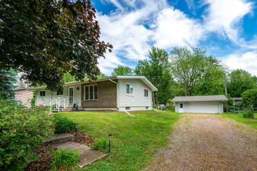 1490 Rainbow Avenue, Maple Plain, MN 55359
