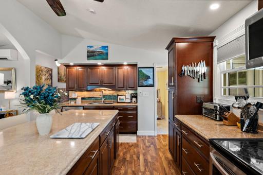 1490 Rainbow Avenue, Maple Plain, MN 55359