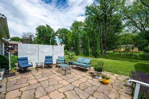 1490 Rainbow Avenue, Maple Plain, MN 55359