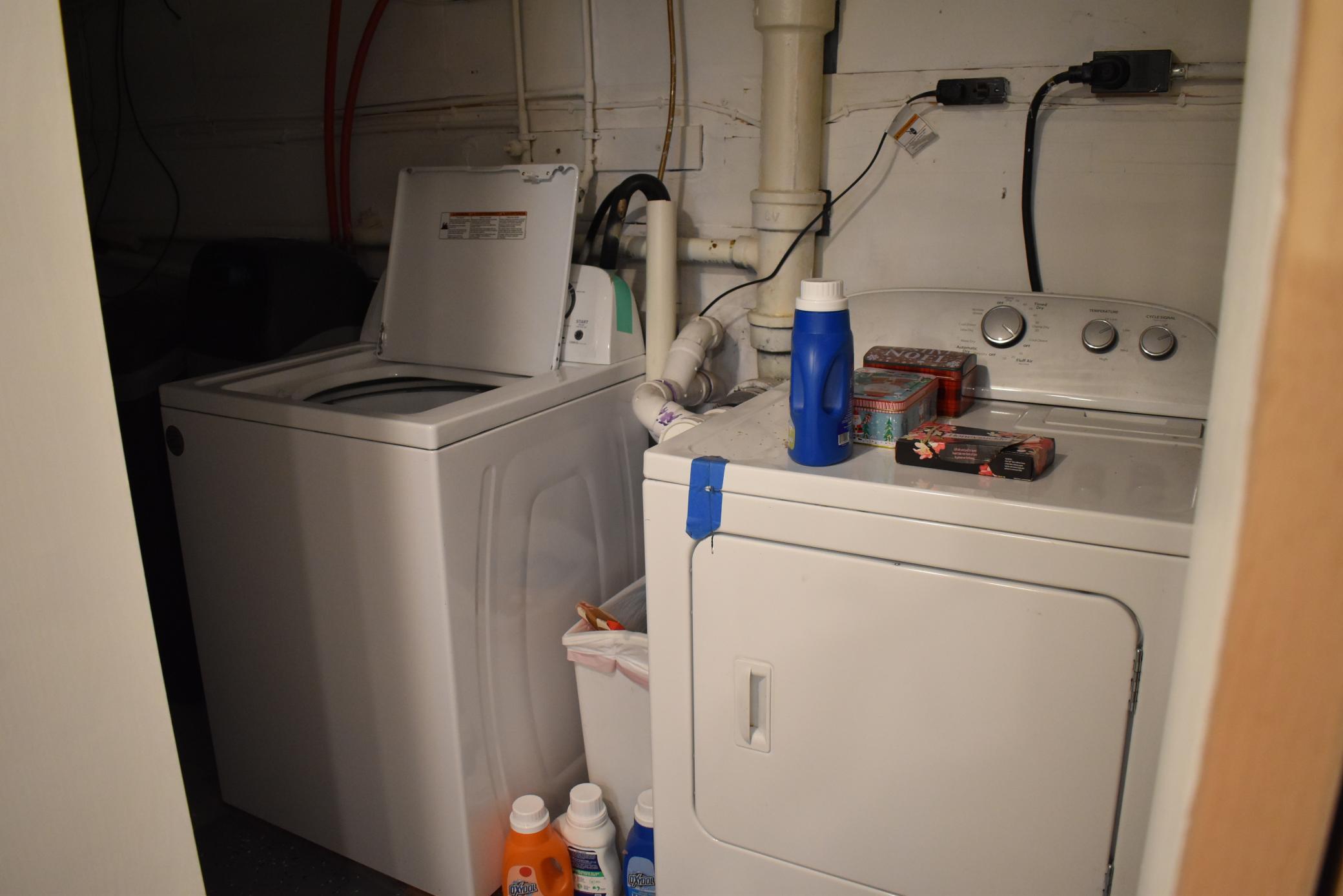 lower level laundry
