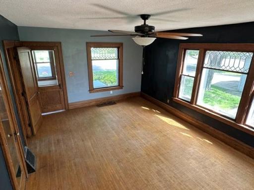 207 S Lake Street, Belview, MN 56214