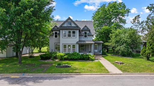 207 S Lake Street, Belview, MN 56214