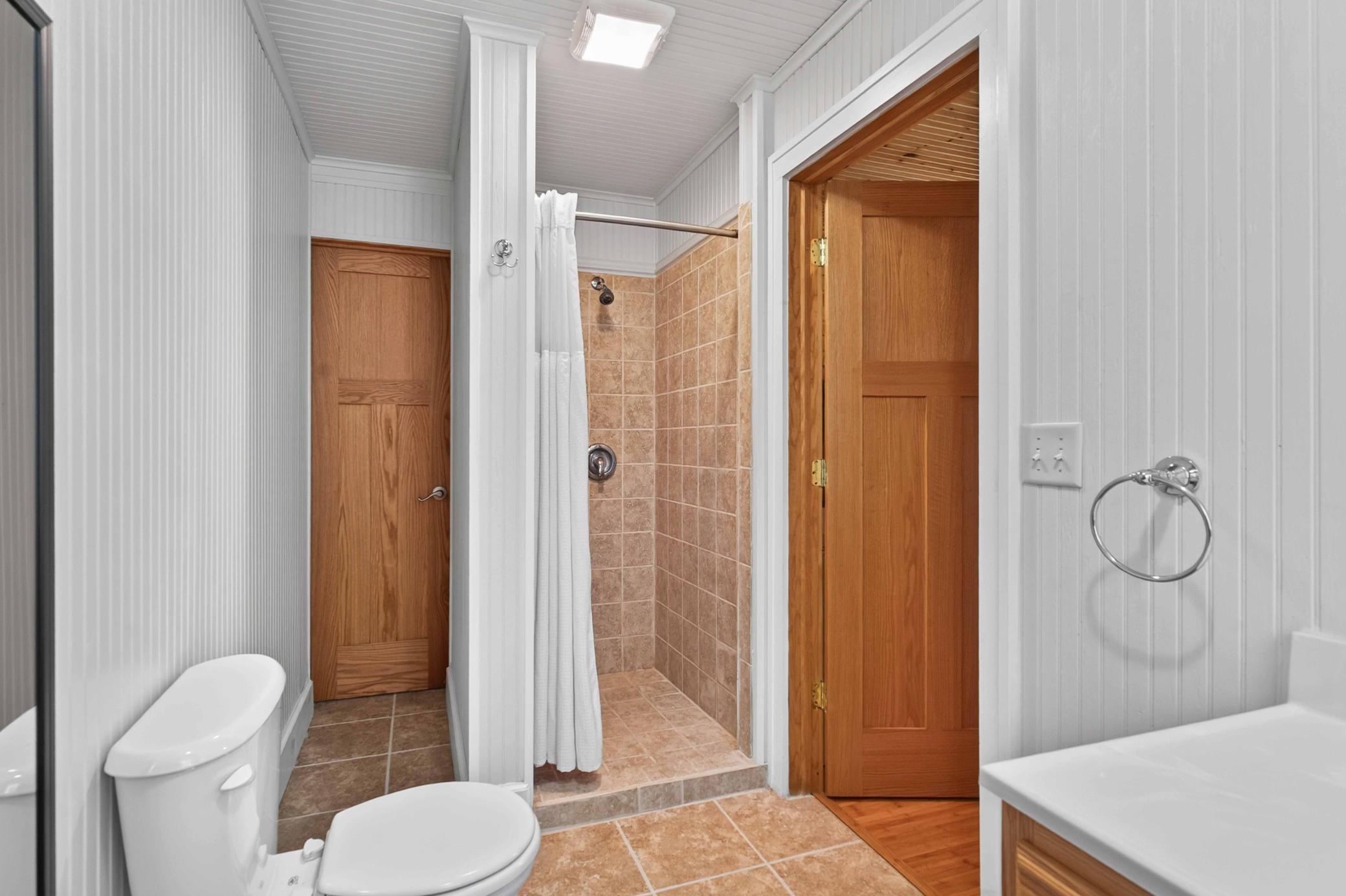 Tile Shower Main Floor