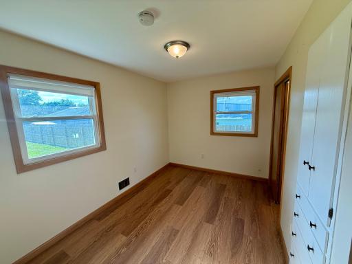 220 S 4th Street, Bird Island, MN 55310