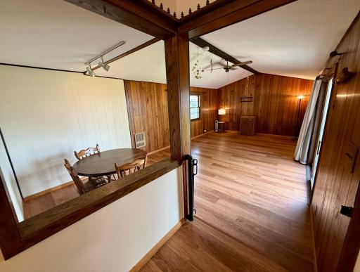 220 S 4th Street, Bird Island, MN 55310