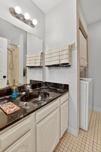 2055 Carriage Drive SW, 2055H, Rochester, MN 55902