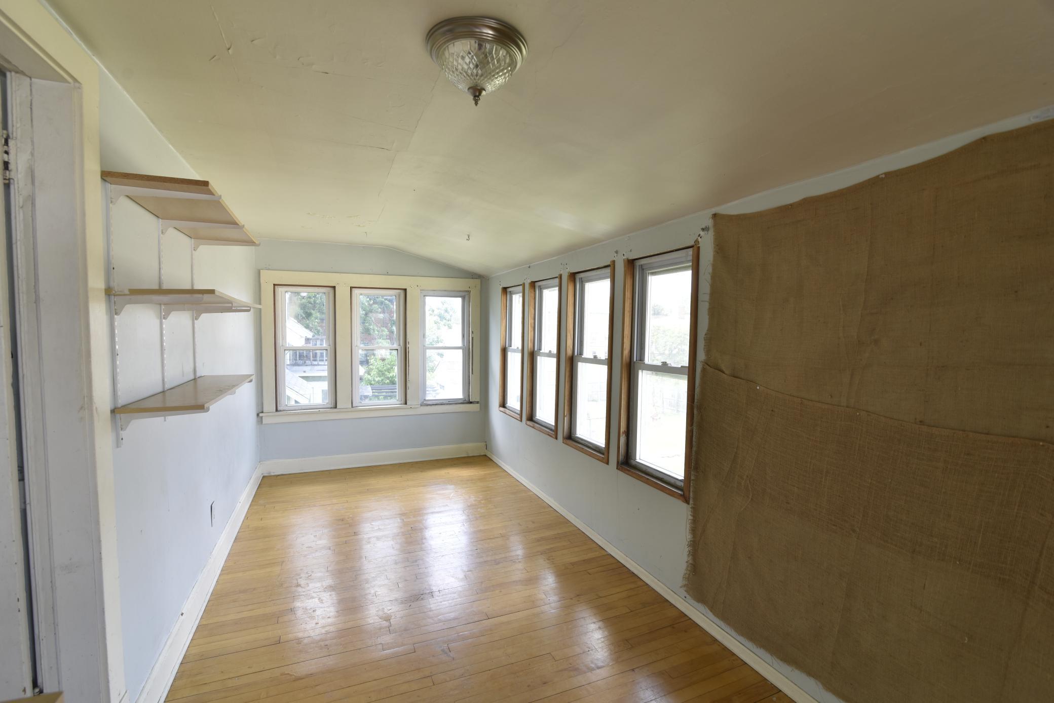 Upper bedroom 2
