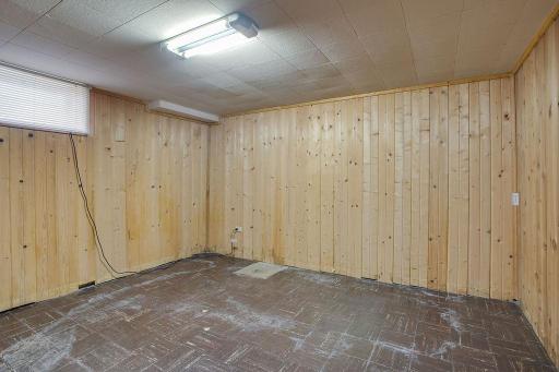 419 16th Street S, Moorhead, MN 56560