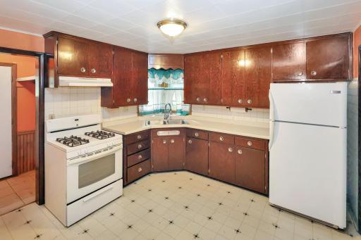 1026 E Division Street, Saint Cloud, MN 56304