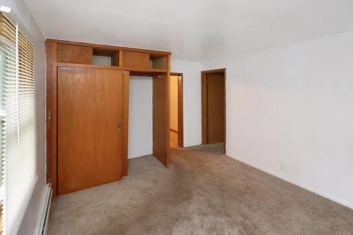 1026 E Division Street, Saint Cloud, MN 56304
