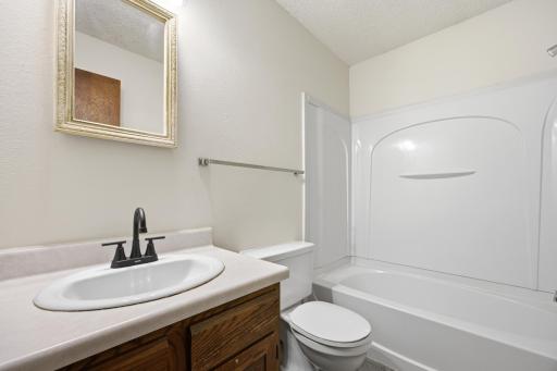 910-912 32nd Street N, Fargo, ND 58102