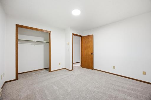 910-912 32nd Street N, Fargo, ND 58102