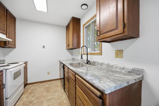 910-912 32nd Street N, Fargo, ND 58102