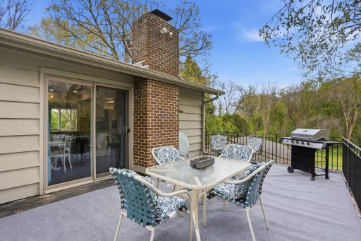 5075 Big Woods Boulevard, Chaska, MN 55318