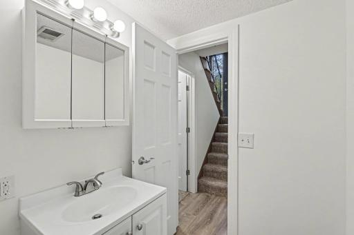 4647 Penkwe Way, Saint Paul, MN 55122