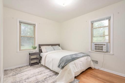 1155 4th Street E, Saint Paul, MN 55106