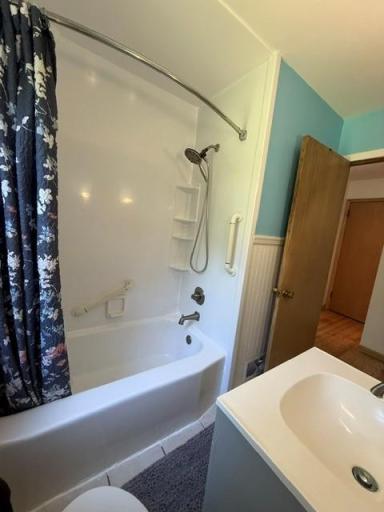 1155 4th Street E, Saint Paul, MN 55106