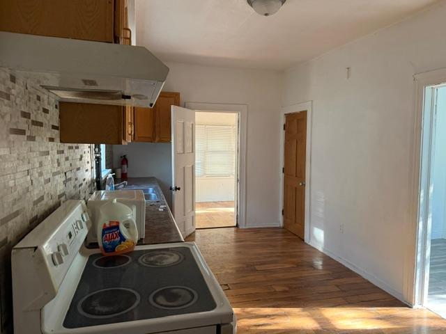 Kitchen3.jpeg