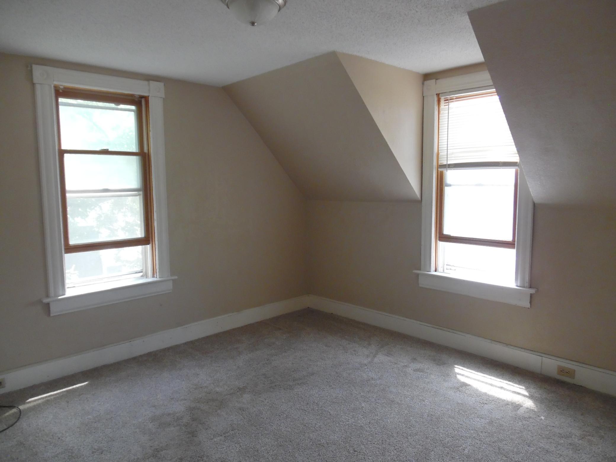 643 W Broadway 2026-06-09 014.JPG