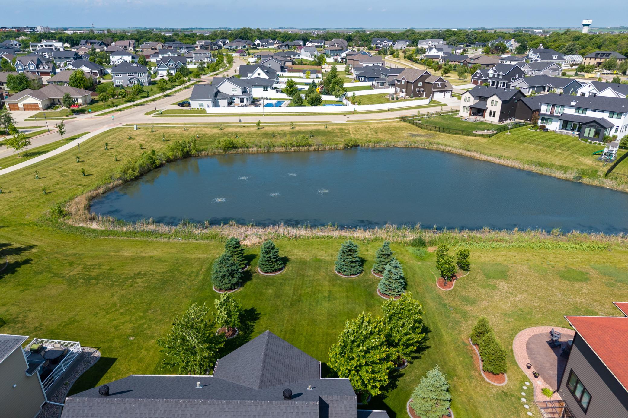2508 Mcleod Dr W West Fargo