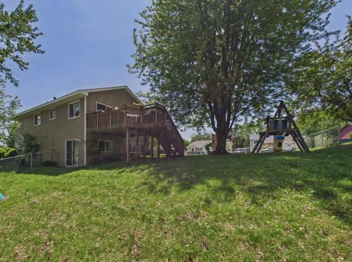 7598 Upper 23rd Street N, Oakdale, MN 55128
