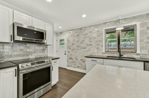 1019 11th Street SW, Rochester, MN 55902