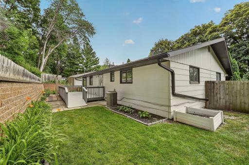 1019 11th Street SW, Rochester, MN 55902