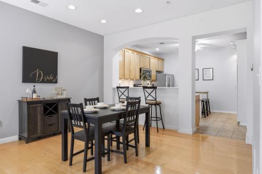 1530 Zarthan Avenue S, 307, Minneapolis, MN 55416
