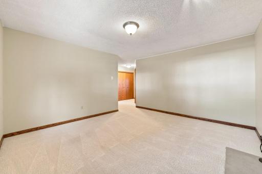 2914 S Bay Drive S, Fargo, ND 58103