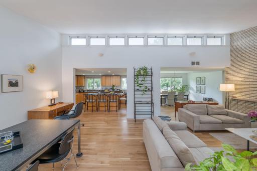 2191 Edgcumbe Road, Saint Paul, MN 55116