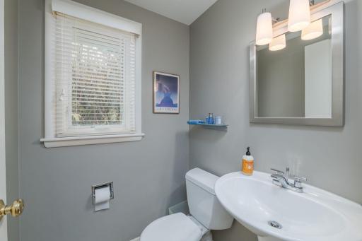 2191 Edgcumbe Road, Saint Paul, MN 55116