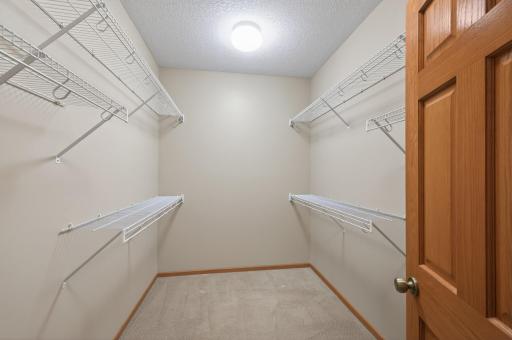 1711 140th Avenue NE, Andover, MN 55304