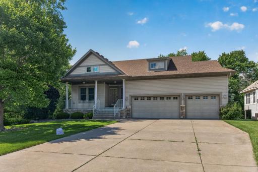 A beautiful entry to this exceptional detached townhome nestled in one of Ham Lake's most desirable neighborhoods.