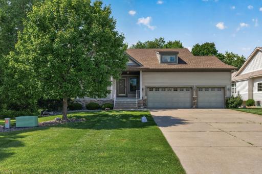 1711 140th Avenue NE, Andover, MN 55304
