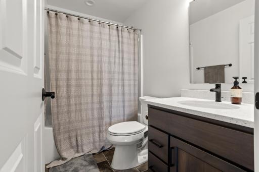6381 Saint Ann Avenue, Horace, ND 58047