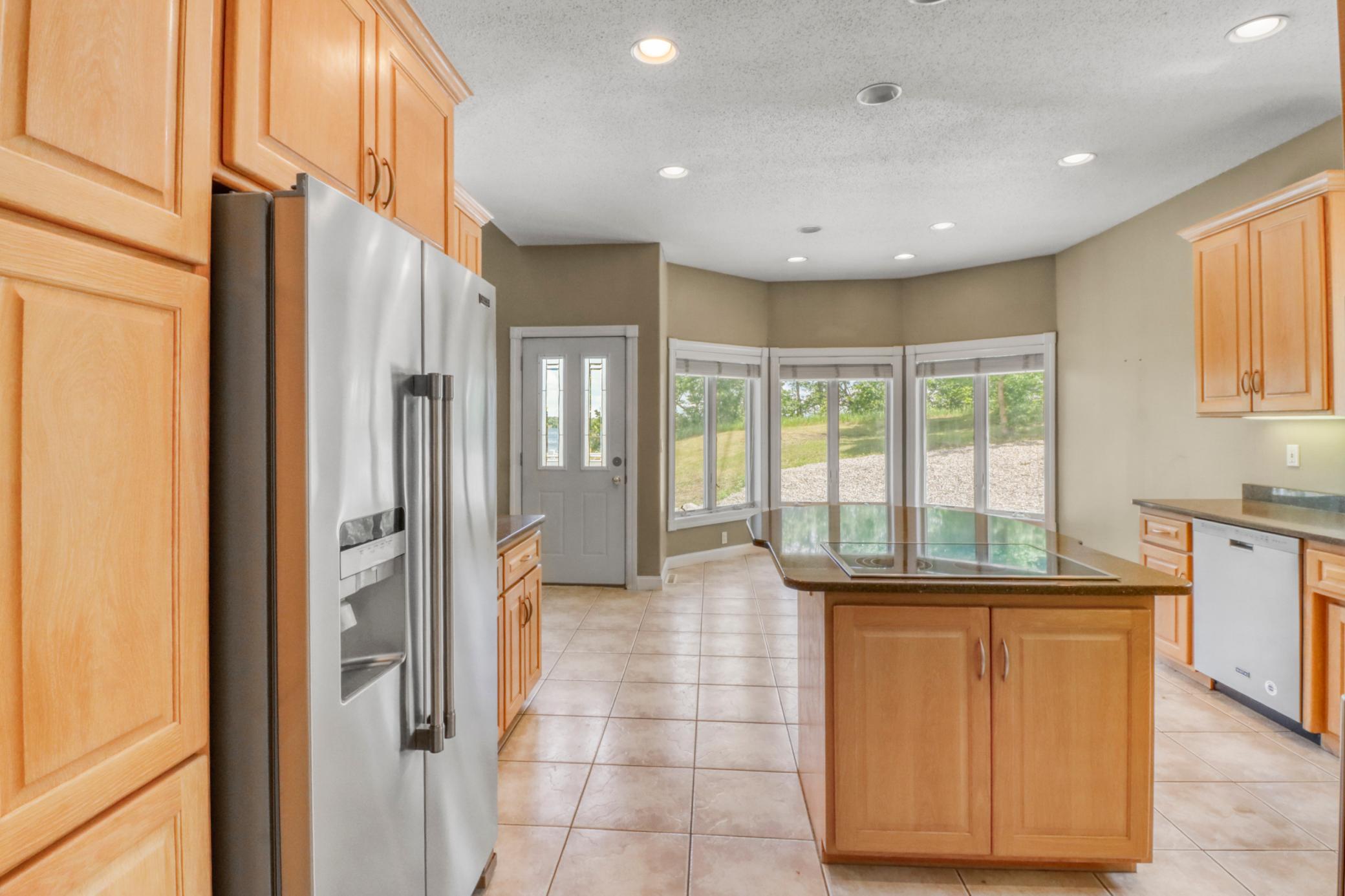 Kitchen1.JPG