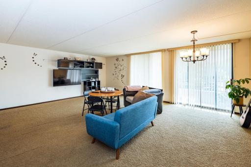 Living room / Dining room