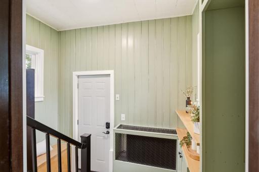 527 S 2nd Street, La Crescent, MN 55947