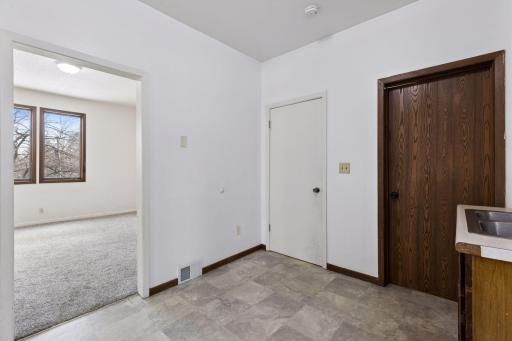534 Annapolis Street, South Saint Paul, MN 55075